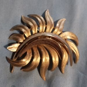Trifari Gold Tone Leaf Brooch